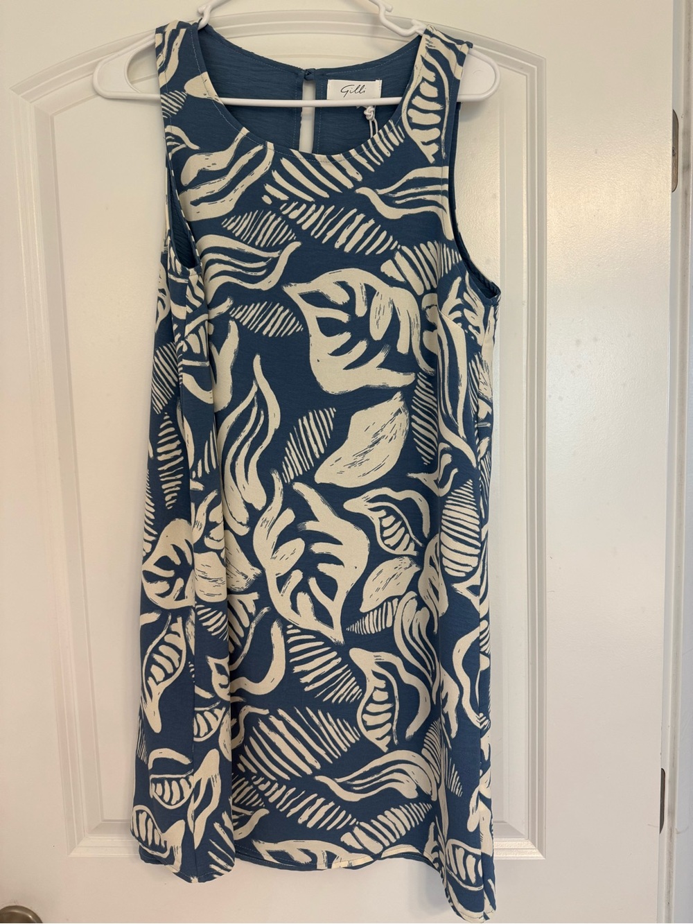Gilli Blue and Cream Tropical Mini Dress